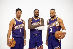 马布里：布克&杰伦本质都是得分手 但布克是核心所以格林该打控卫