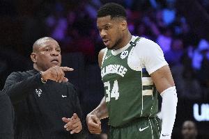 记者谈无字鹿赢球：意义重大的胜利 这说明雄鹿的实力不可小觑