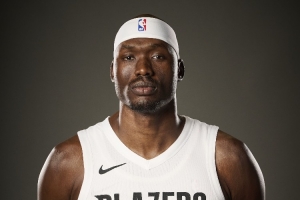 媒体人：里斯对开拓者加成很大 可再补强2-3个能持球有三分的内线